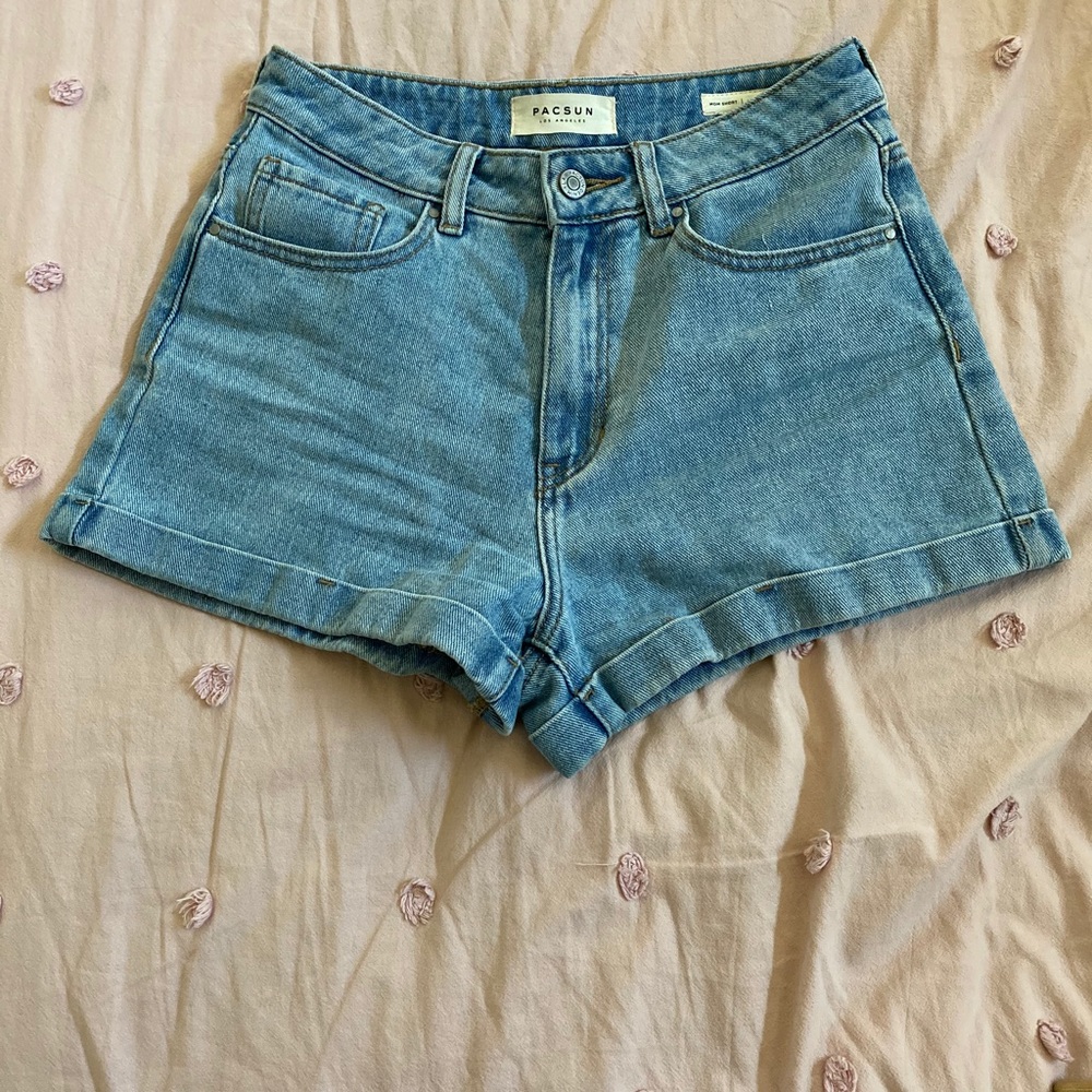 Pacsun high waisted mom shorts